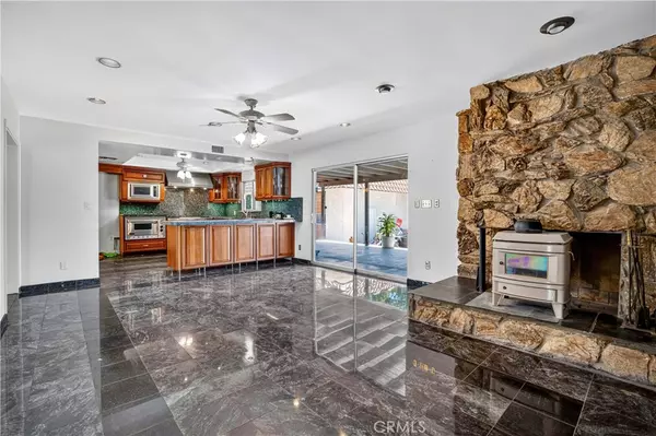 Granada Hills, CA 91344,17558 Lahey ST