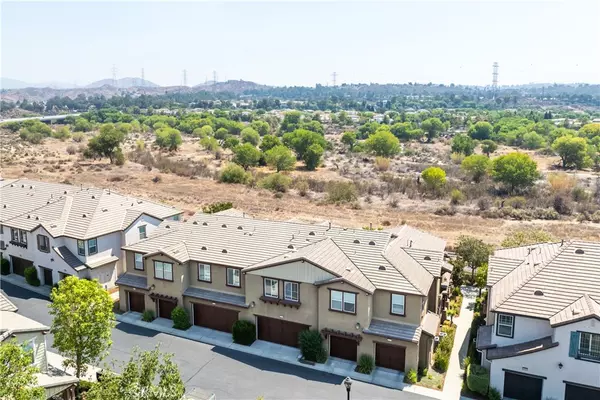 Valencia, CA 91354,28648 Pietro DR