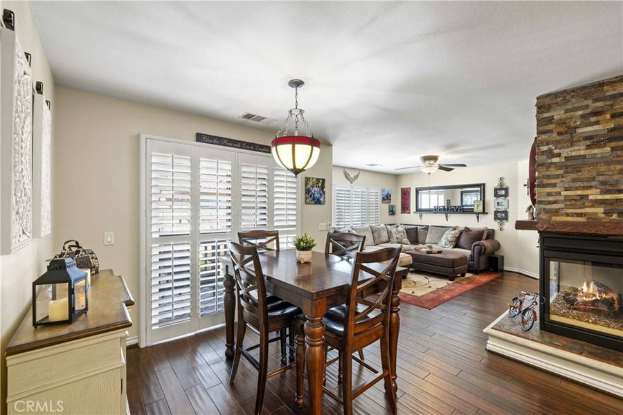 28385 Mirabelle LN, Saugus, CA 91350