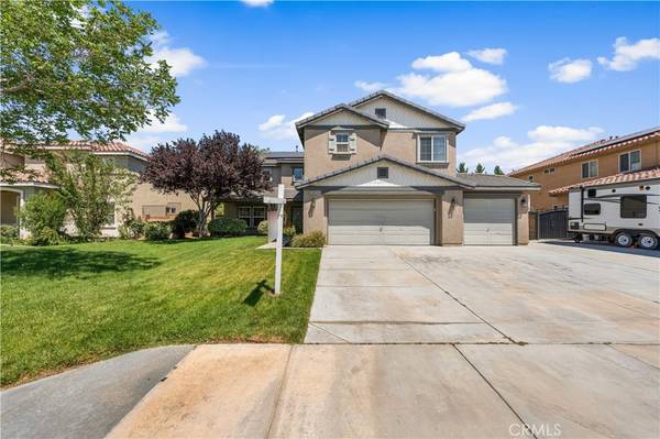43446 Honeybee LN, Lancaster, CA 93536