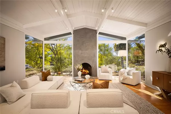 4750 Poe AVE, Woodland Hills, CA 91364