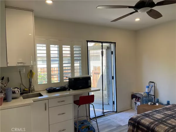 Winnetka, CA 91306,20619 Cohasset ST