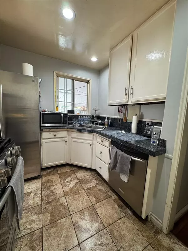 Sherman Oaks, CA 91411,5931 Tobias AVE