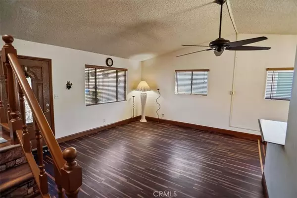 Val Verde, CA 91384,30602 San Martinez RD