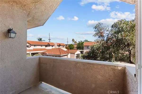 San Fernando, CA 91340,10943 Laurel Canyon BLVD #C10