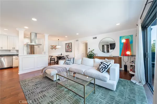 Studio City, CA 91604,4370 Troost AVE #201