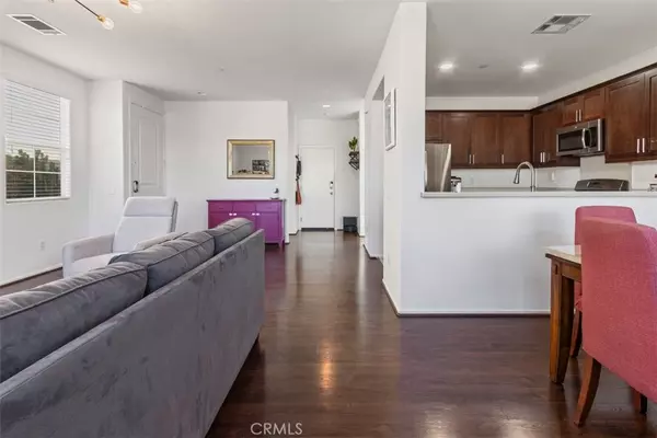 North Hollywood, CA 91606,11161 Laughlin LN