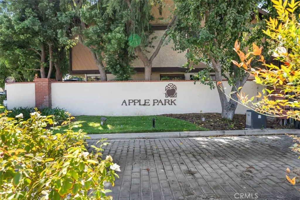 Newhall, CA 91321,24843 Apple ST #B