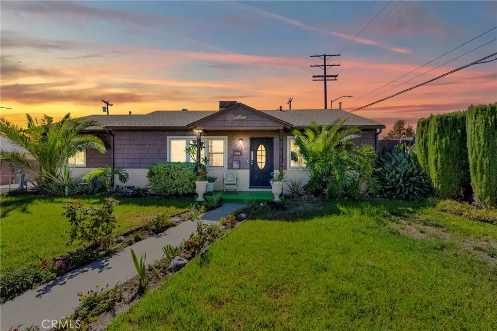 North Hollywood, CA 91605,8253 Beeman AVE