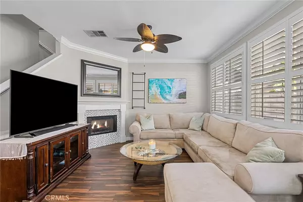 Saugus, CA 91350,28468 Santa Rosa LN #534