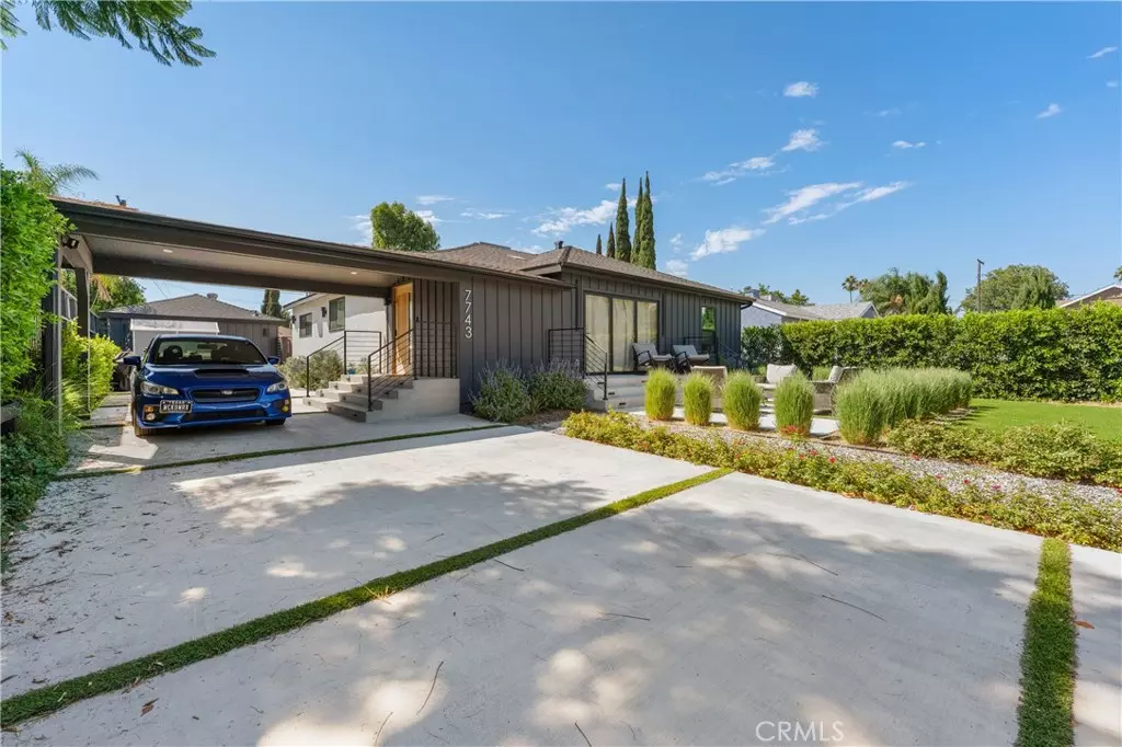 Lake Balboa, CA 91406,7741 Paso Robles AVE