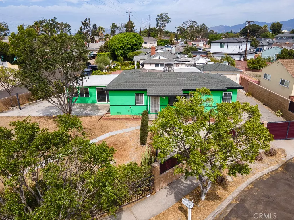 North Hollywood, CA 91605,12561 Willard ST