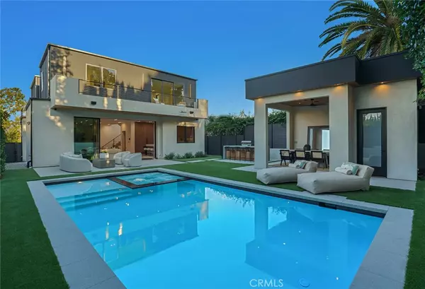 Sherman Oaks, CA 91423,4219 Costello AVE