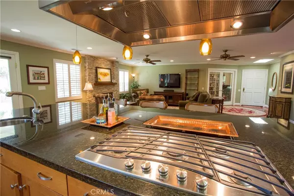 Calabasas, CA 91302,26106 Veva WAY