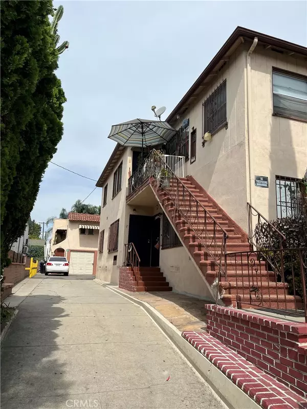 Los Angeles, CA 90026,665 Silver Lake BLVD