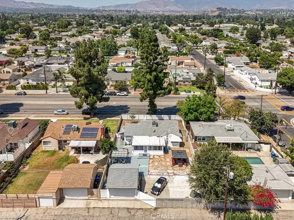 Granada Hills, CA 91344,16038 Devonshire ST