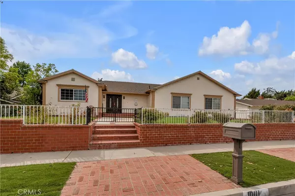 10111 Oak Park AVE, Northridge, CA 91325