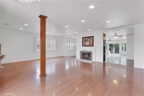 Northridge, CA 91325,10111 Oak Park AVE