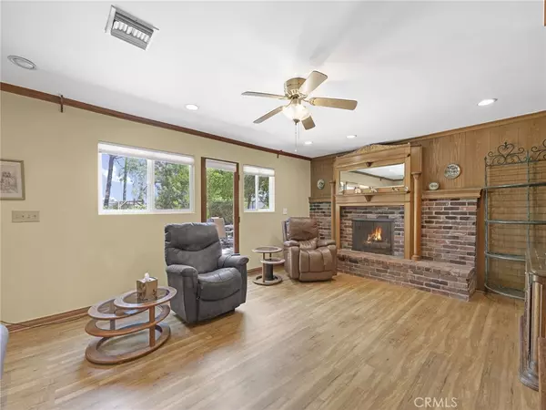 Thousand Oaks, CA 91360,4458 Avenida Campana