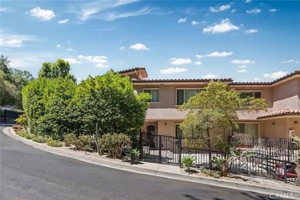 11145 Sunshine Terrace #101, Studio City, CA 91604