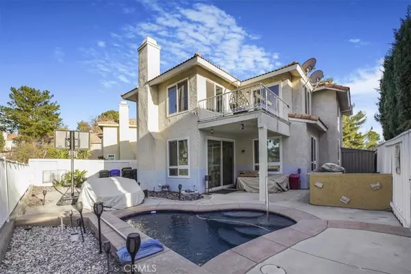 Canyon Country, CA 91351,18612 Hilton CT