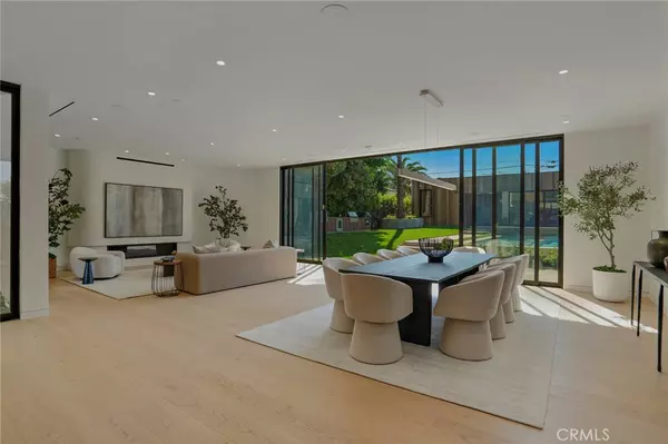 Encino, CA 91436,4939 Petit AVE