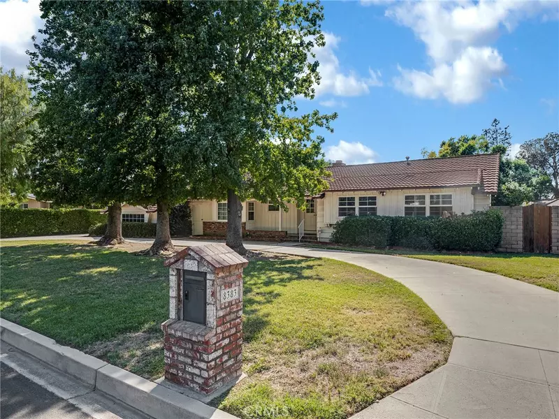 8383 Paso Robles AVE, Sherwood Forest, CA 91325