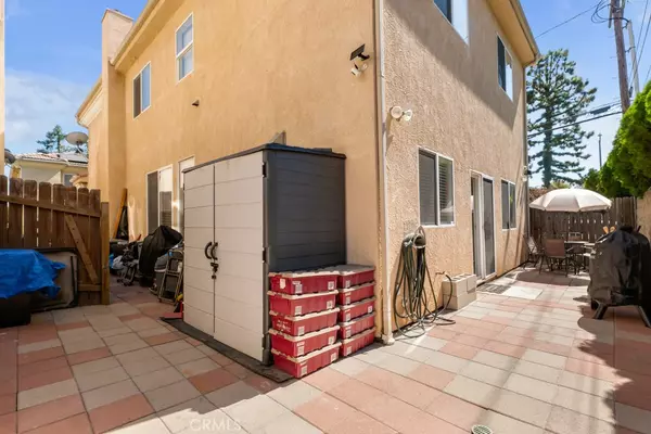 Sylmar, CA 91342,12642 Ralston AVE #1