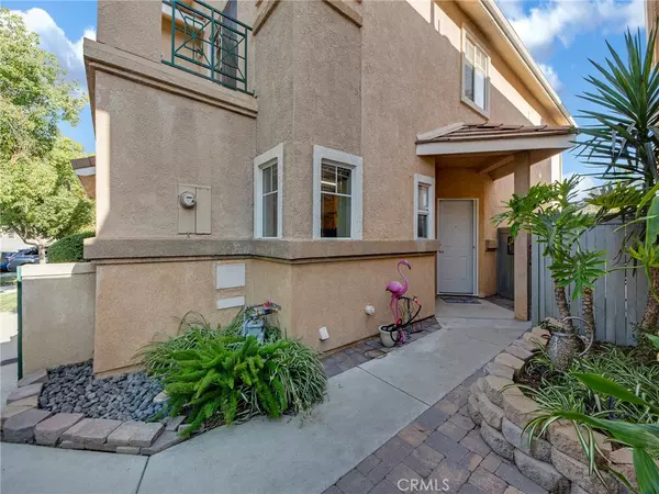 Castaic, CA 91384,27626 Iris PL
