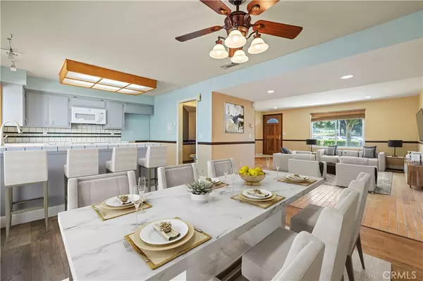 Newhall, CA 91321,24233 La Glorita CIR