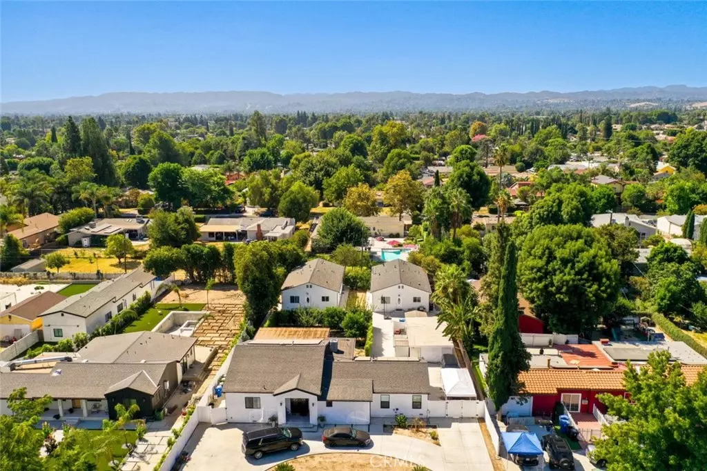 Reseda, CA 91335,19562 Lanark ST