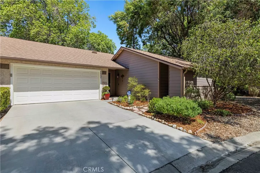 26237 Rainbow Glen DR, Newhall, CA 91321