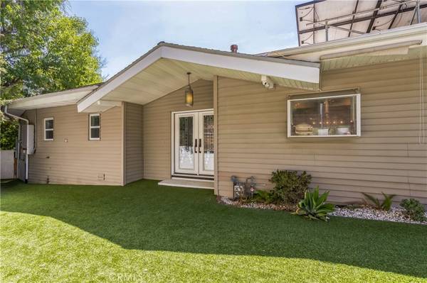 Woodland Hills, CA 91364,4922 Escobedo DR