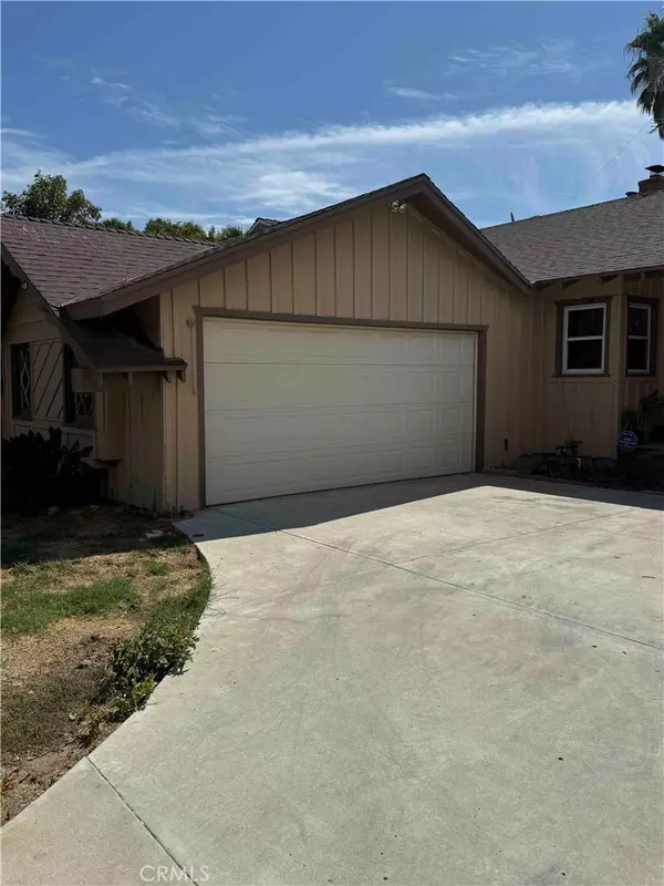 Northridge, CA 91324,18612 Community ST