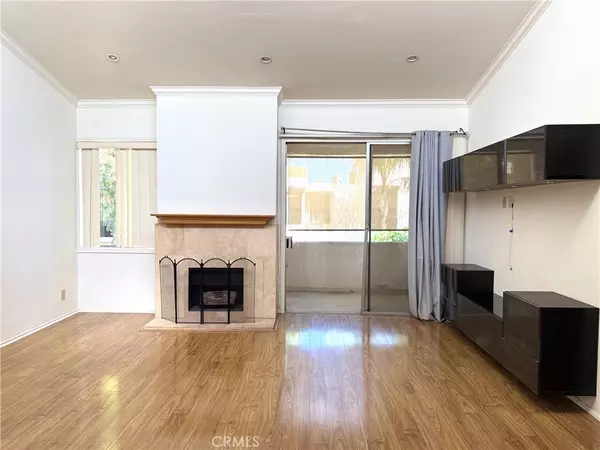 Encino, CA 91316,5325 Newcastle AVE