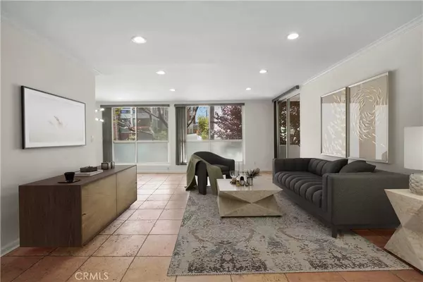 Brentwood, CA 90049,11970 Montana AVE #102