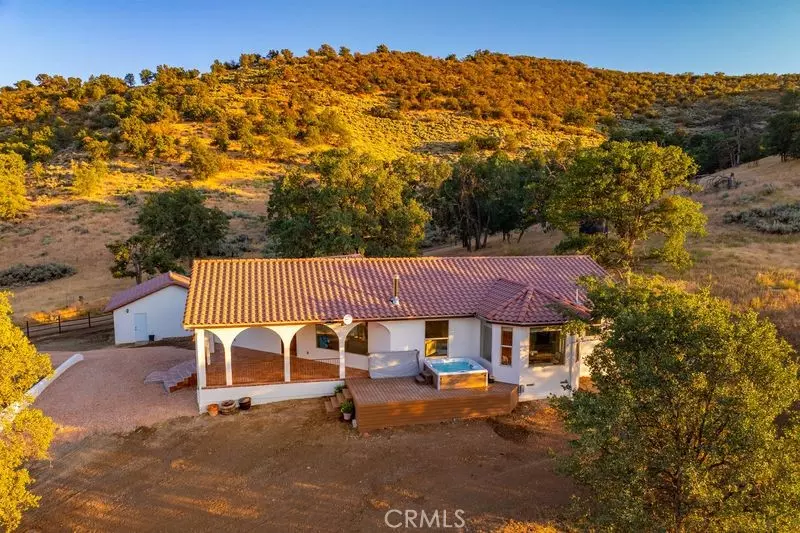 23001 Yodel Dr, Tehachapi, CA 93561