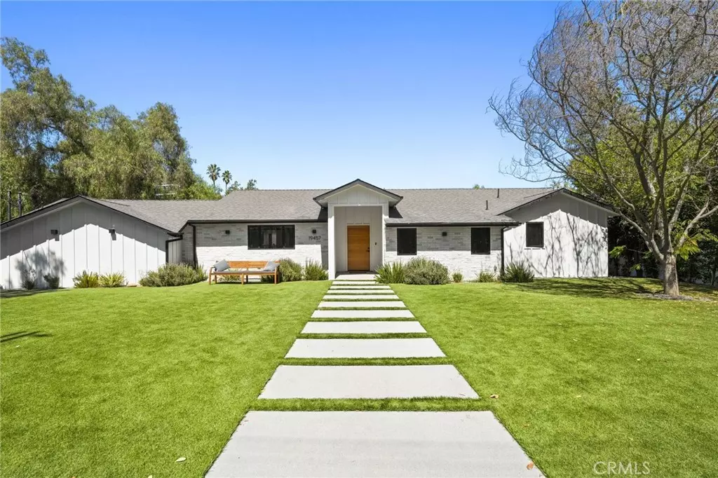 Tarzana, CA 91356,19457 Collier ST