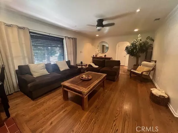 Sherman Oaks, CA 91401,5744 Stansbury