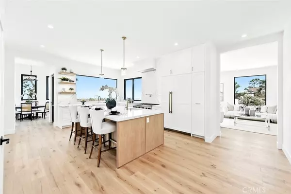 Camarillo, CA 93010,350 Highland Hills DR