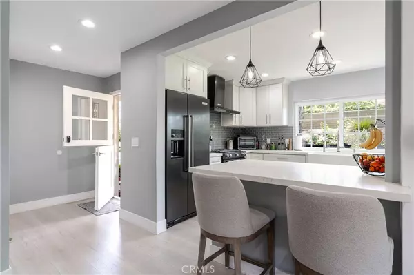 Irvine, CA 92612,12 Juniper