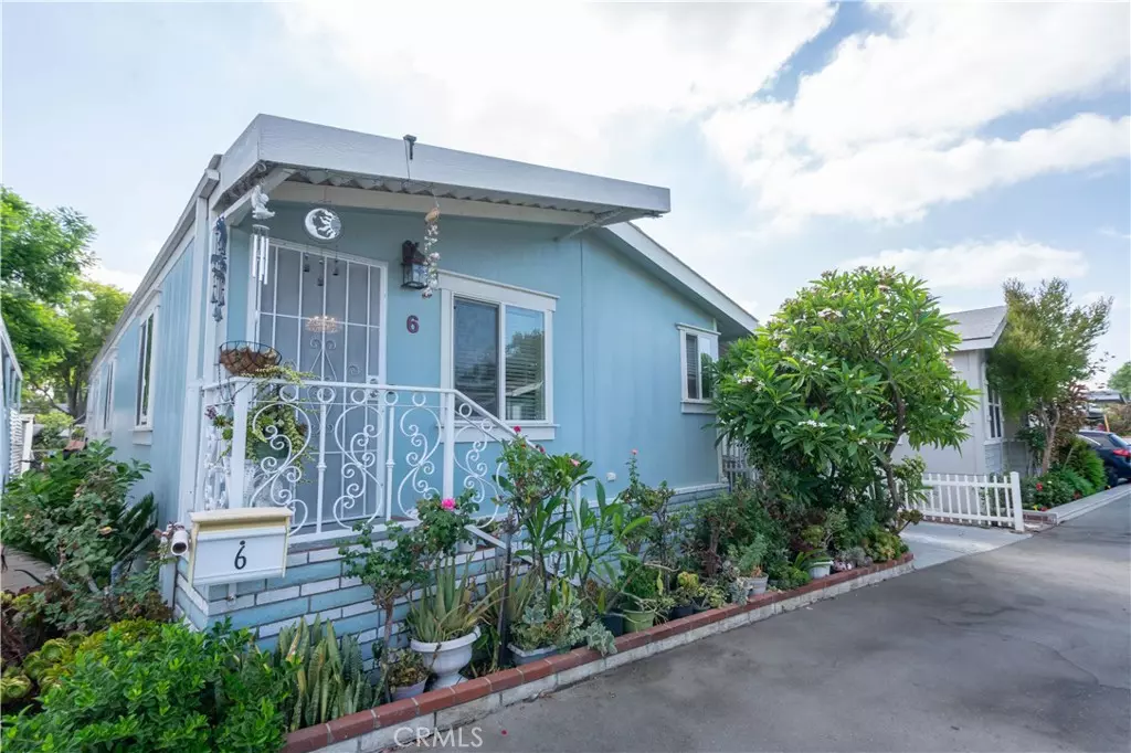 Reseda, CA 91335,6545 Wilbur AVE #6