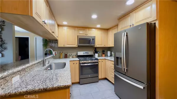 San Fernando, CA 91340,10943 Laurel Canyon