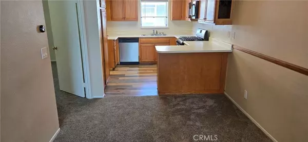Canyon Country, CA 91351,26914 Rainbow Glen DR #212