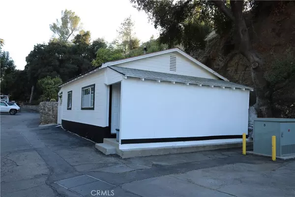 10799 Sherman Grove AVE, Sunland, CA 91040