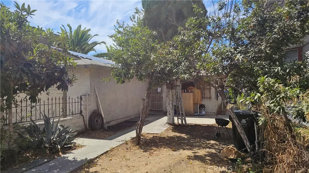 160 E 36 ST, Los Angeles, CA 90011