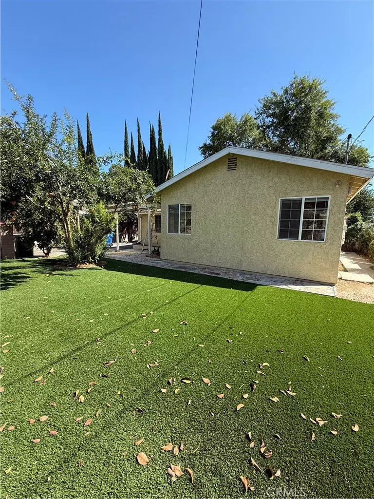 Reseda, CA 91335,19148 saticoy