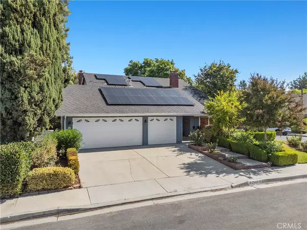 Valencia, CA 91355,25402 Via Escovar