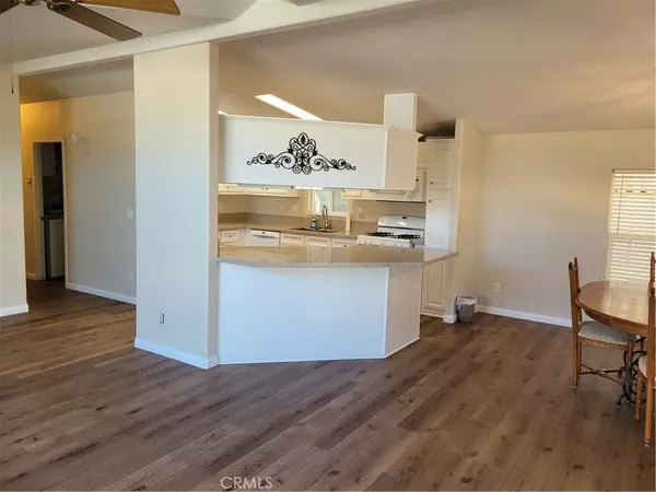 Simi Valley, CA 93065,195 Tierra Rejada Rd #1