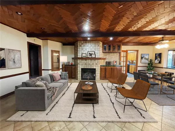 Reseda, CA 91335,6517 Yarmouth AVE